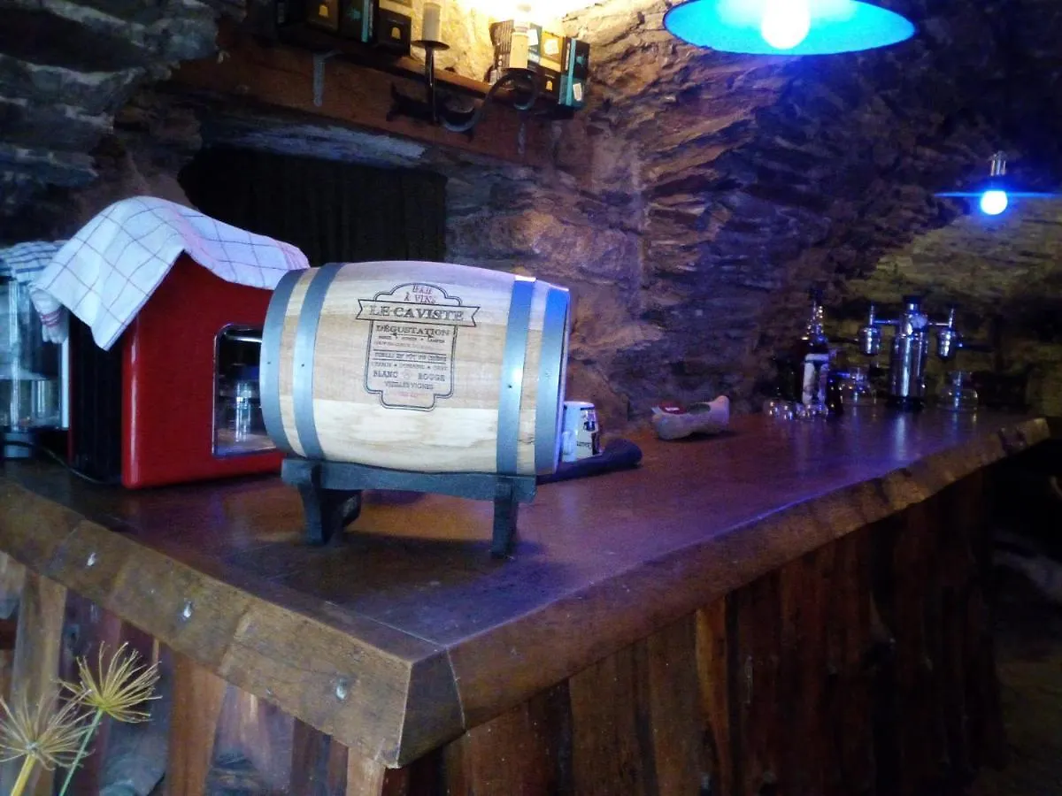 The Tavern Castelnau-Pégayrols Bed & Breakfast