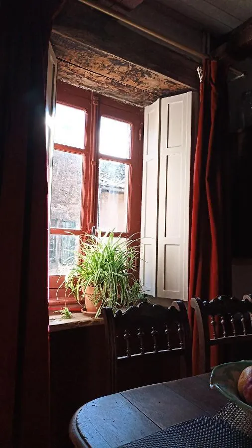 The Tavern Castelnau-Pégayrols Bed & Breakfast