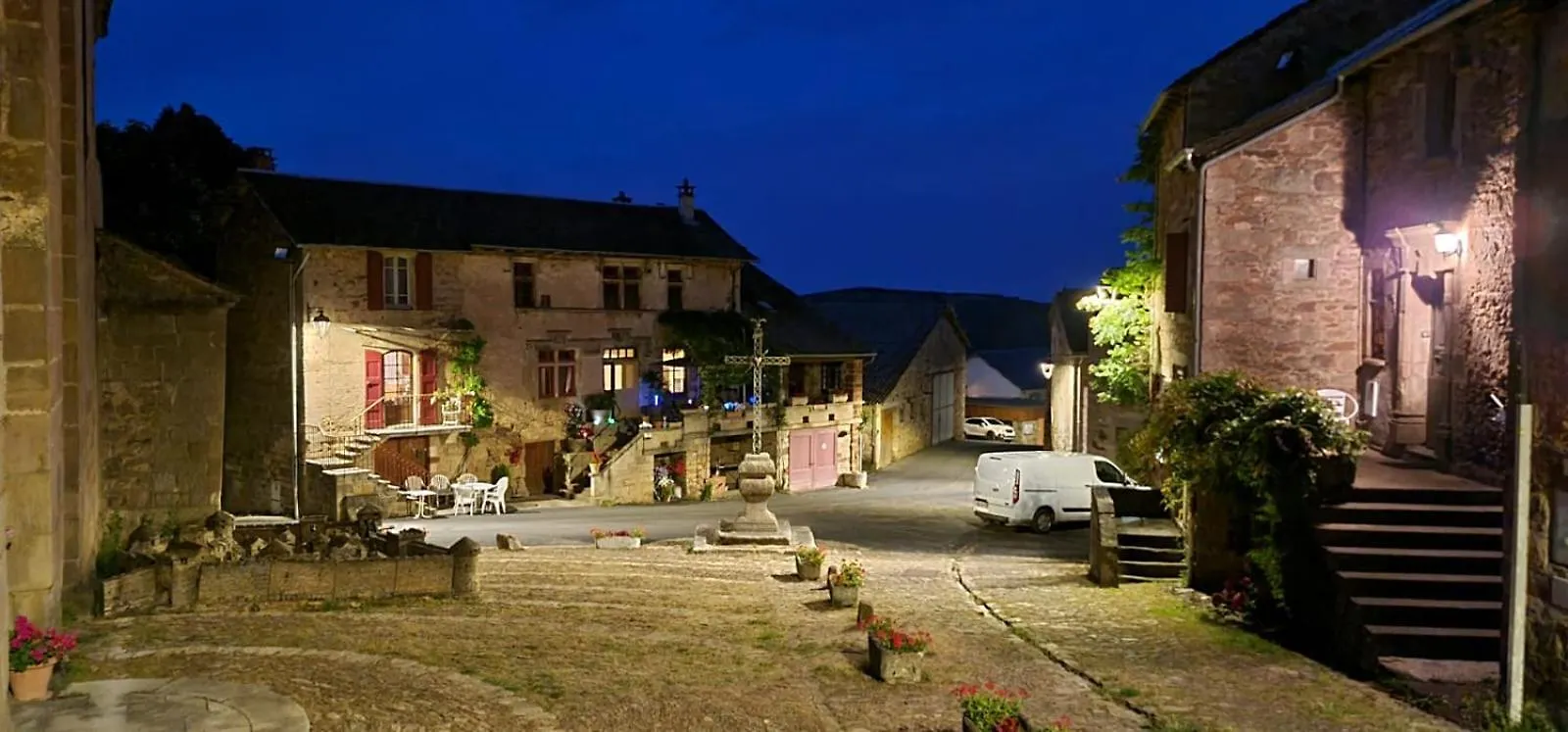 Bed & Breakfast The Tavern Castelnau-Pégayrols Frankrijk