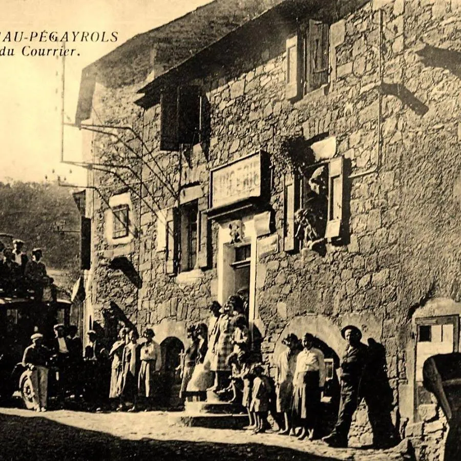 The Tavern Castelnau-Pegayrols